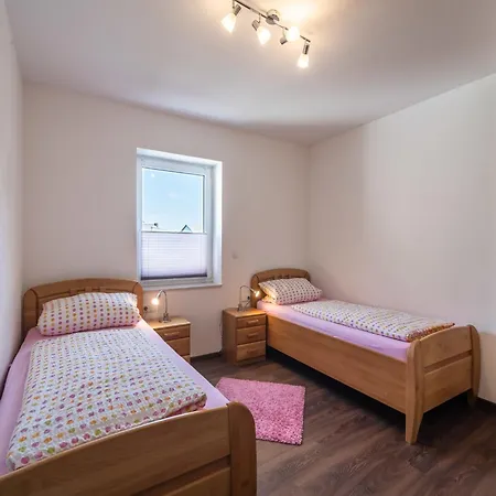Dreamy In With Terrace Holiday home Ellscheid