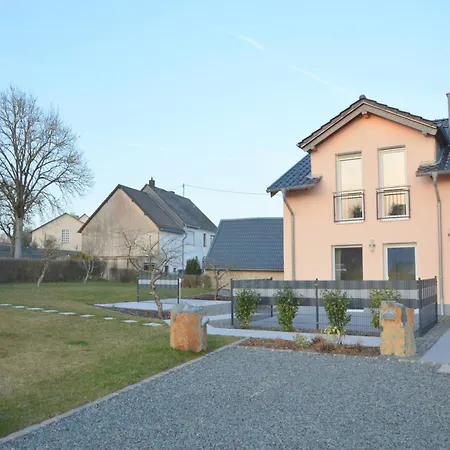 Dreamy In With Terrace Holiday home
