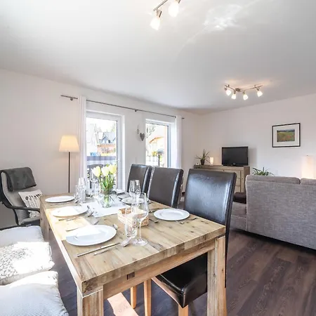 Dreamy In With Terrace Ellscheid